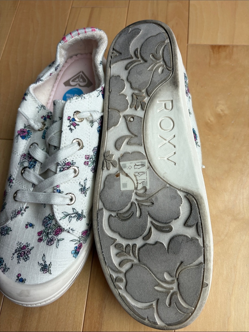 Roxy Cream Floral Canvas Lace-Up Sneakers with Pink and Blue Accents - Picture 3 of 5